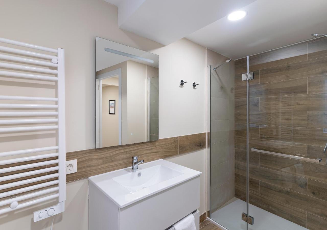Housing Leon Azabacheria 1A, 1B, 2A, 2B Dış mekan fotoğraf