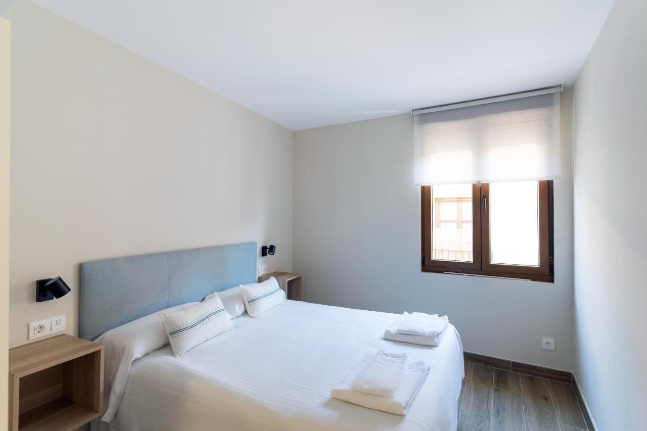 Housing Leon Azabacheria 1A, 1B, 2A, 2B Dış mekan fotoğraf